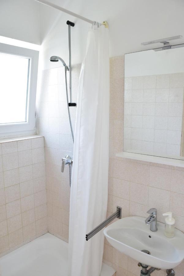 Guest House Tina Rab Town Ngoại thất bức ảnh